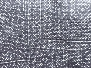 アンティーク 更紗模様織り出し本場泥大島紬着物(5マルキ)